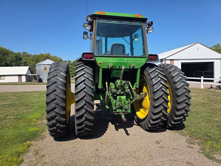 1977-john-deere-4430-image-17