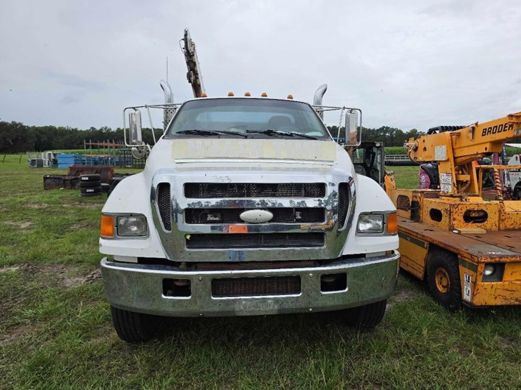 2007-ford-f750-image-2