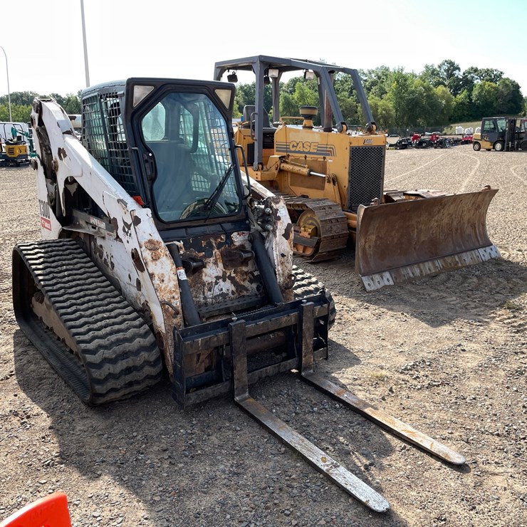 2003 BOBCAT T300