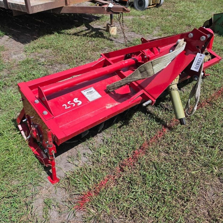 255 - ABSOLUTE - GRIZZLY 7' TILLER