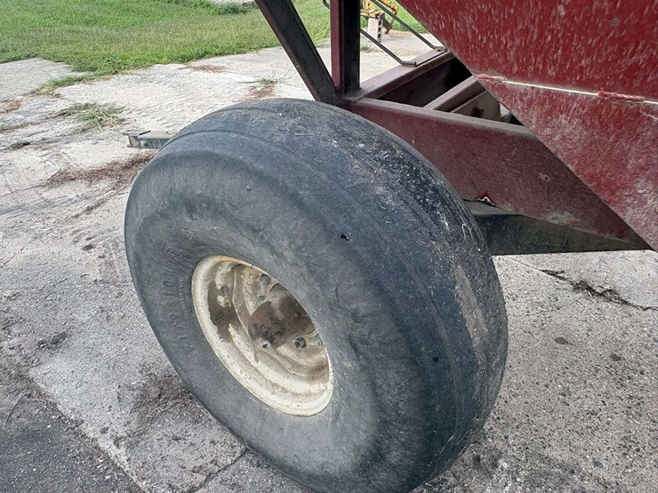 m&w-little-red-wagon-image-18