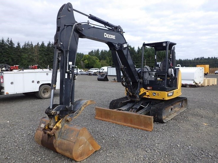 2023-deere-60g-image-1