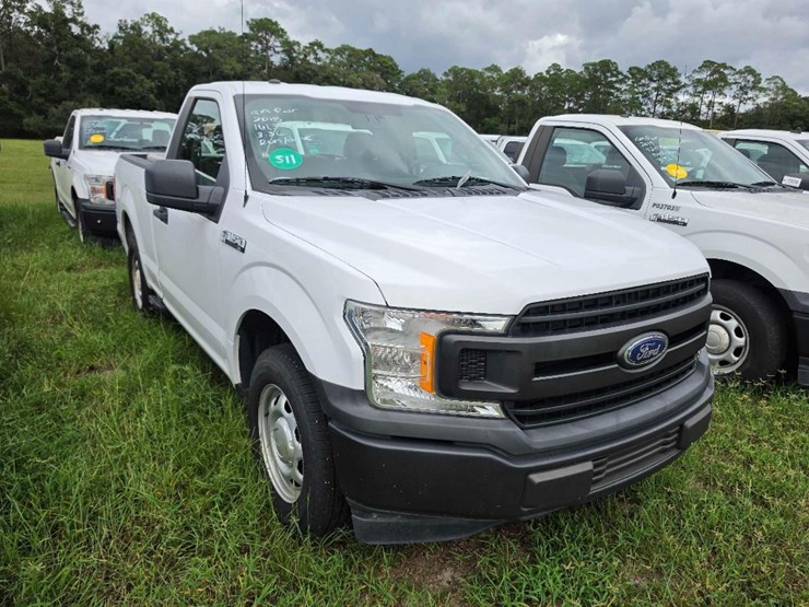 2018-ford-f150-xl-image-1