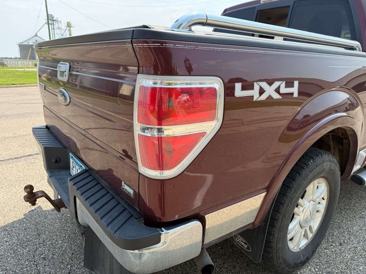 2010-ford-f150-lariat-image-28