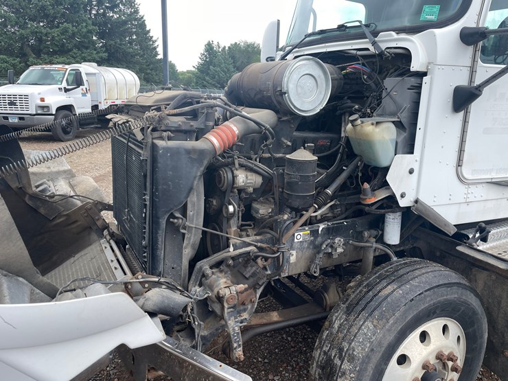 2007-kenworth-t800-image-24