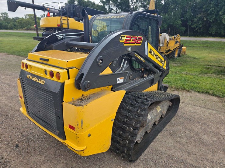 new-holland-c232-image-24