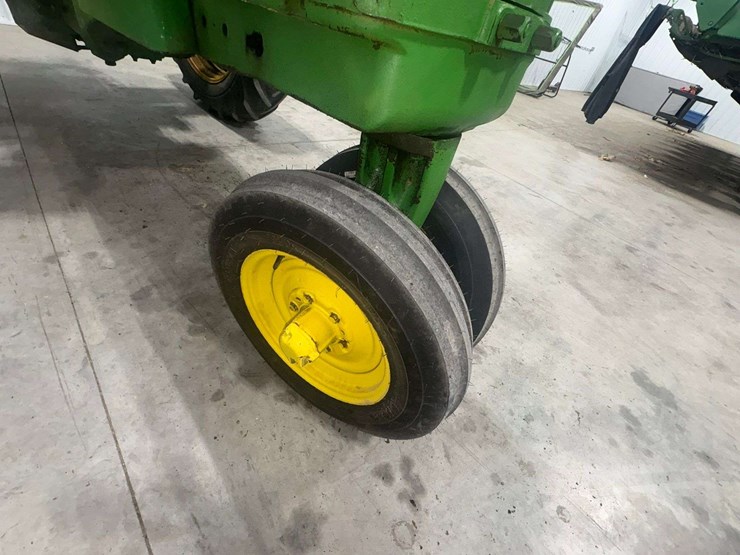 1955-john-deere-60-image-15