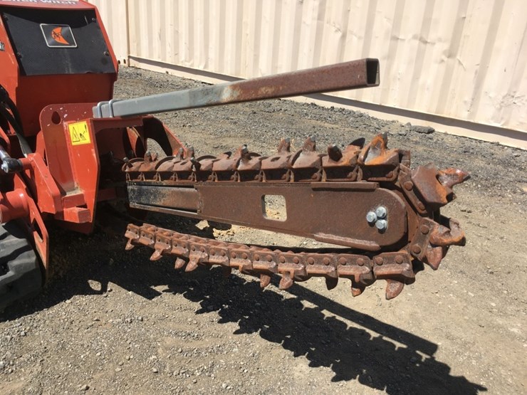 2021-ditch-witch-c24x-image-10