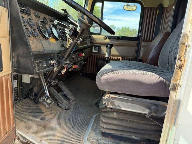 1994-kenworth-t600-image-58