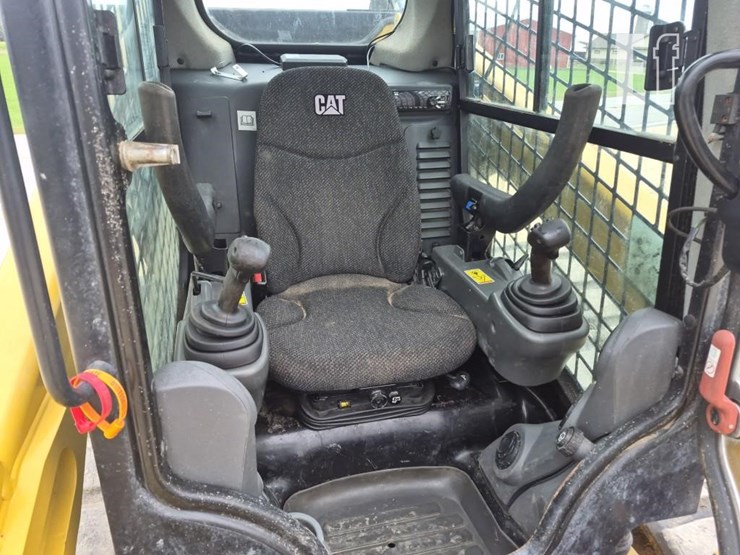 caterpillar-299d2-image-13