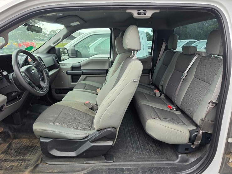 2018-ford-f150-image-8