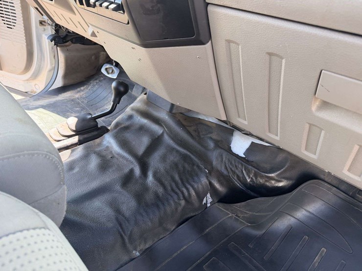 2008-ford-f350-xl-image-41