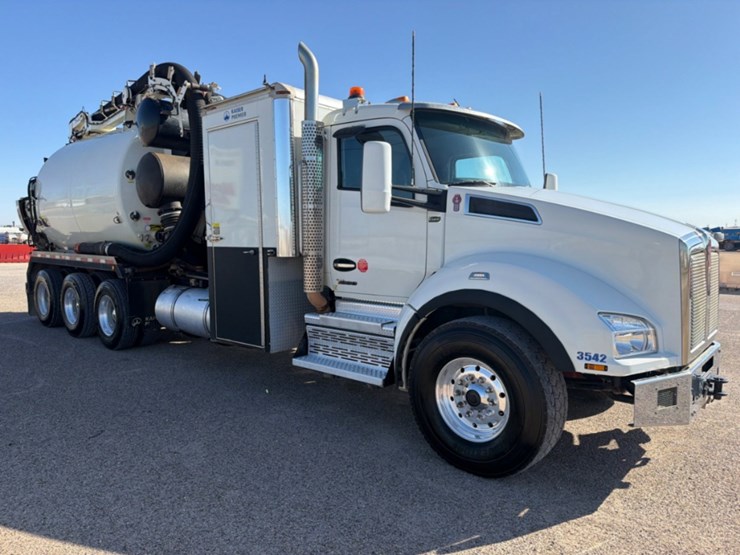 2024-kenworth-t880-image-7