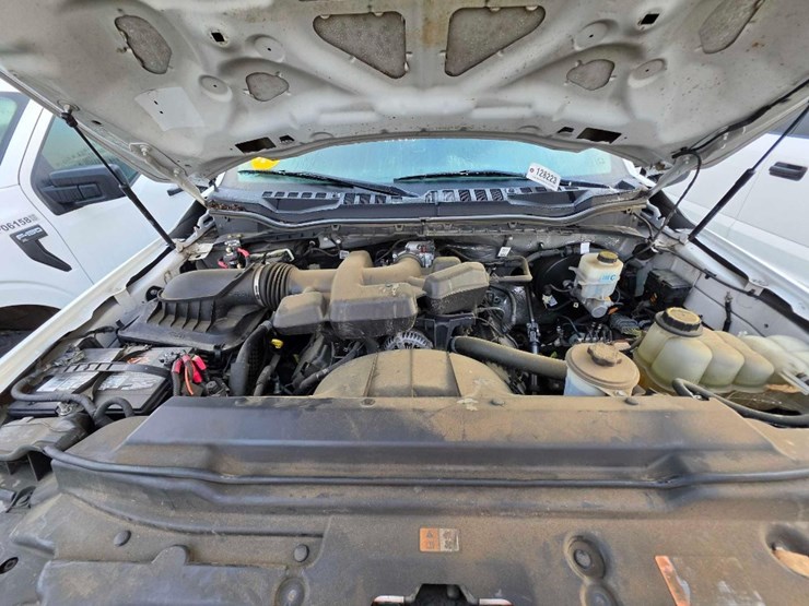 2019-ford-f250-xl-image-13