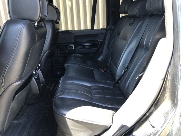 2012-land-rover-range-rover-image-12