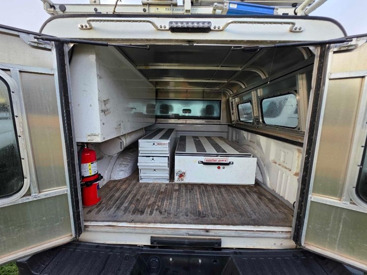 2018-ford-f250-xl-image-6