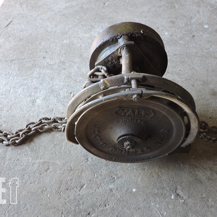 YALE, I TON CHAIN HOIST ON BEAM TROLLEY