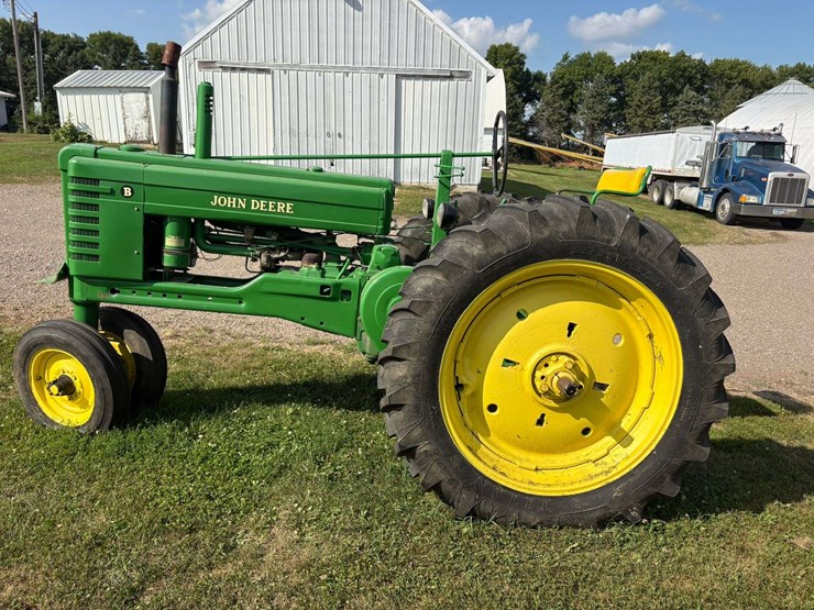 1951-john-deere-b-image-7