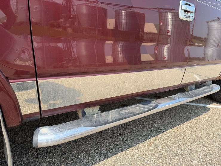 2010-ford-f150-lariat-image-16