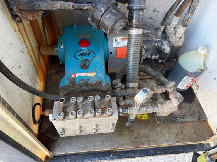 2024-kenworth-t880-image-5