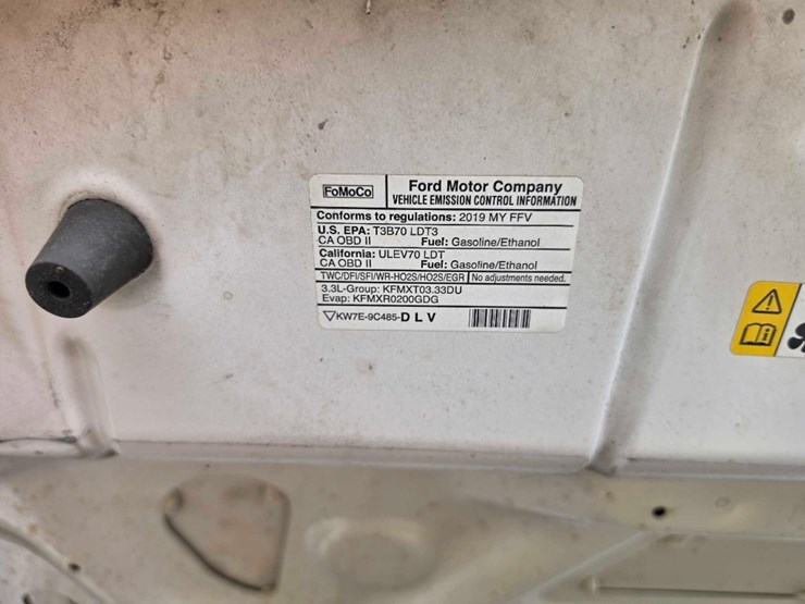2019-ford-f150-xl-image-19