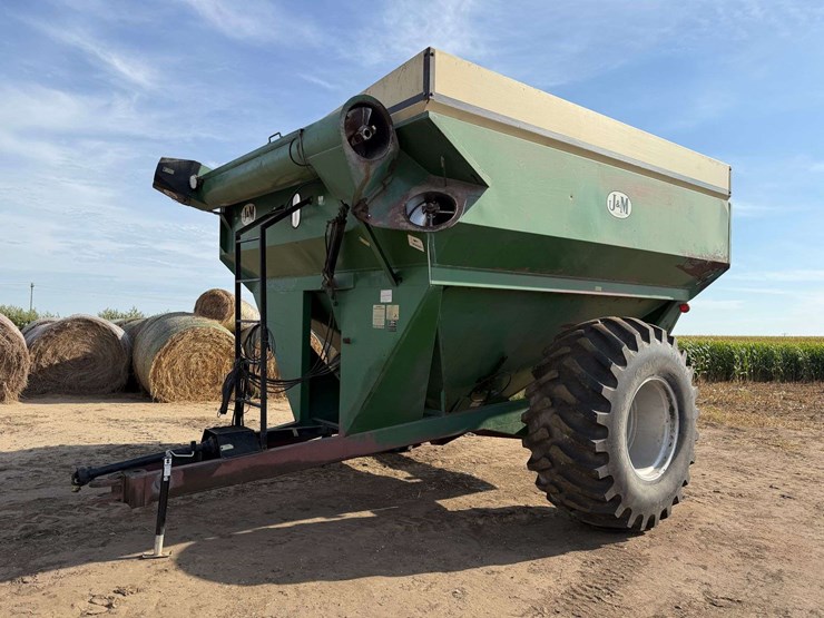 j&m-675-image-1