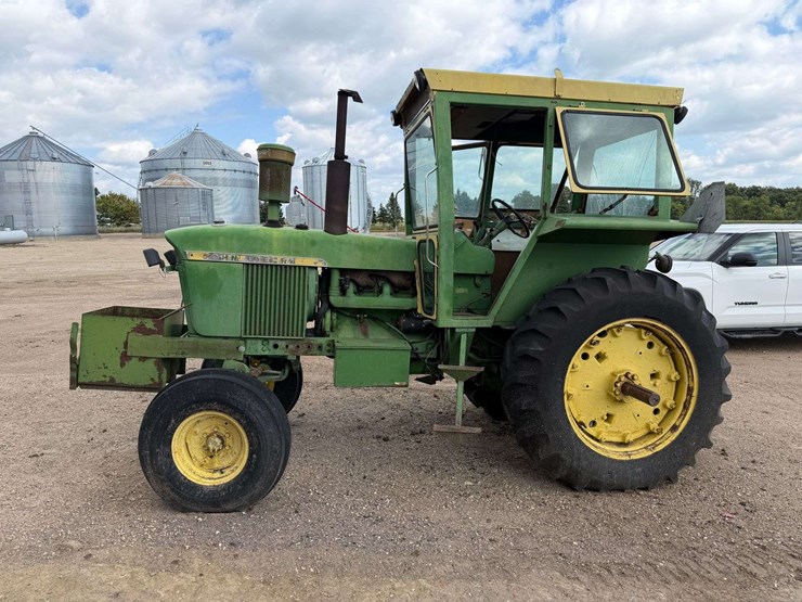 john-deere-4020-image-3