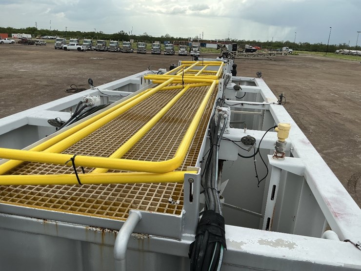 2012-cummins-qsx15-image-18