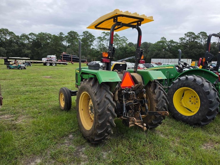 john-deere-5203-image-3