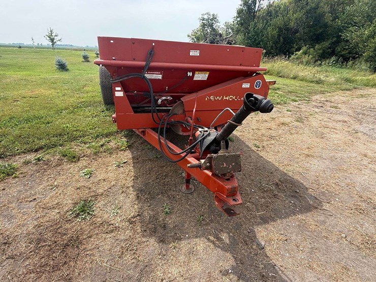 new-holland-165-image-18