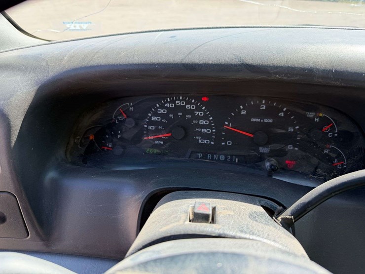 2001-ford-f250-image-35