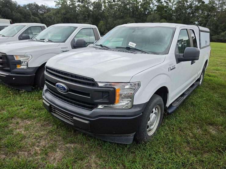 2019-ford-f150-xl-image-2