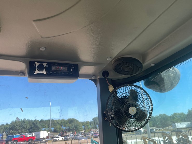 2023-wrangler-5500t-image-38