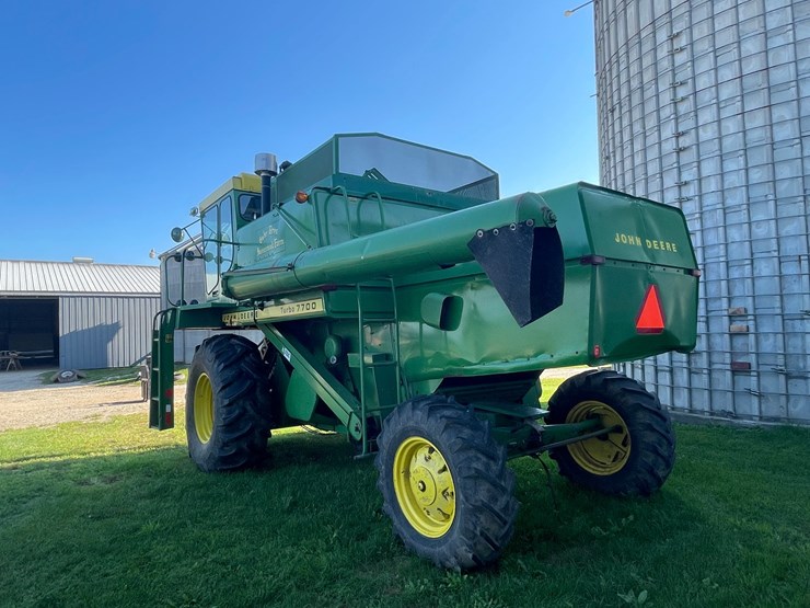 1978-john-deere-7700-image-7