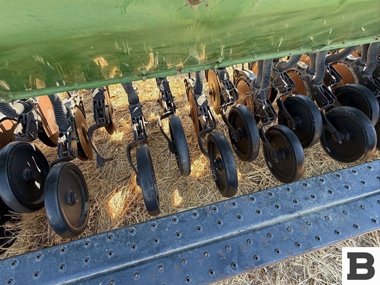 john-deere-8350-image-24
