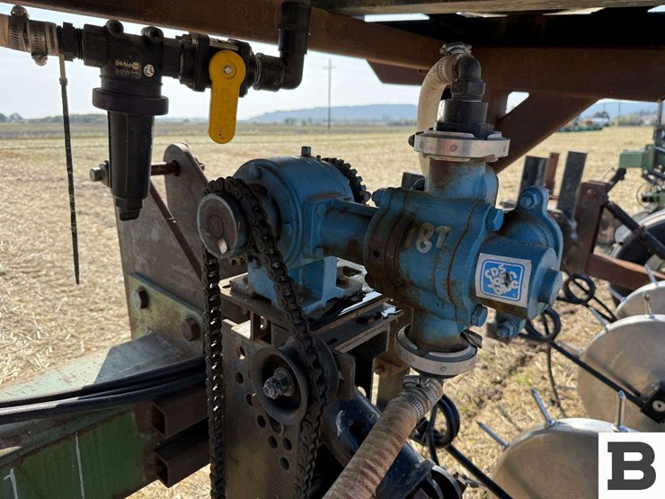 john-deere-7100-image-25