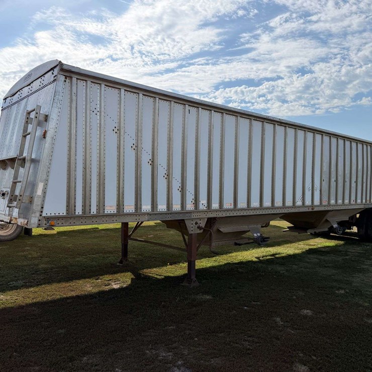 1981 STOUGHTON TRAILER