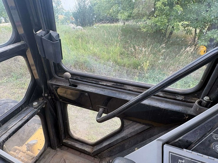 1995-caterpillar-426b-image-60