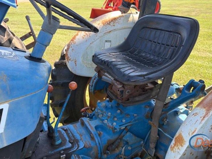 ford-3930-image-9