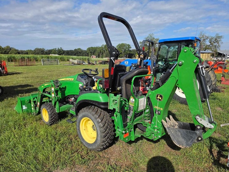 2021-john-deere-2025r-image-3