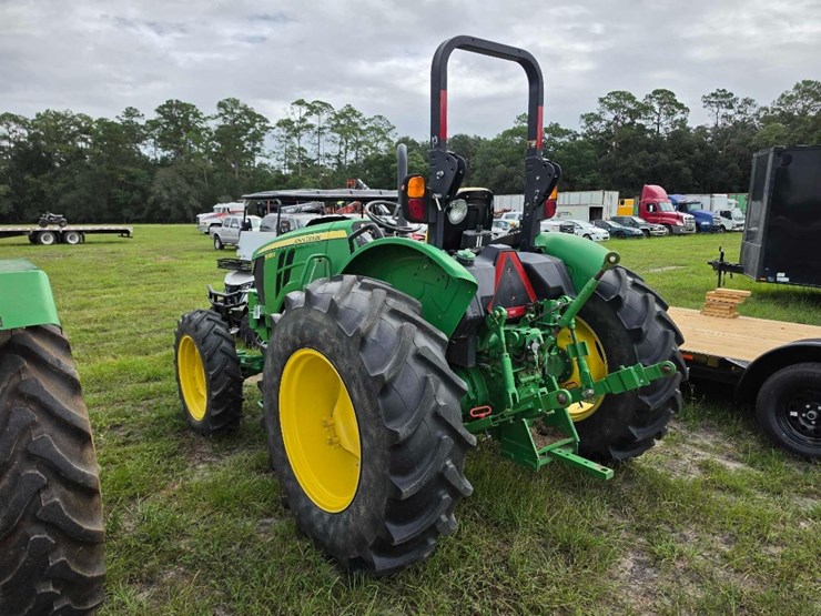 john-deere-5055e-image-3