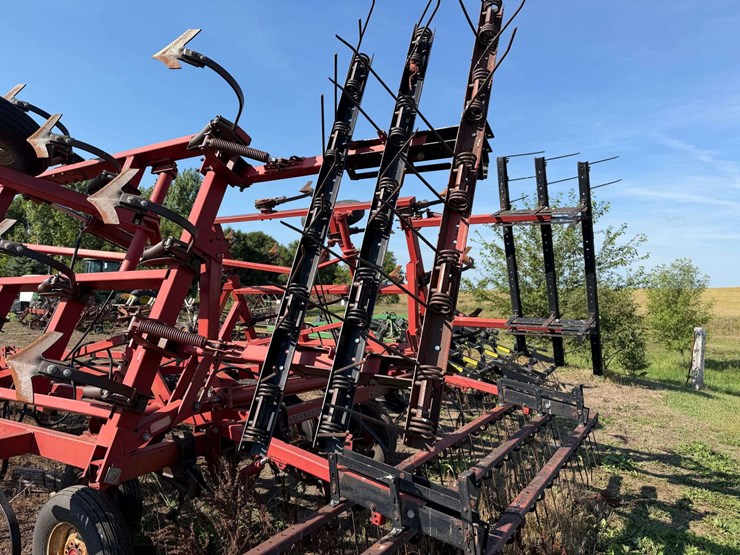 case-ih-4800-image-30