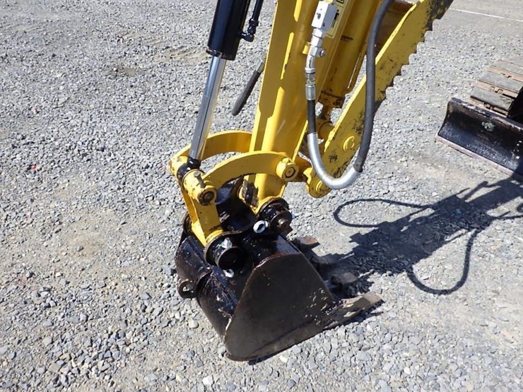 caterpillar-303-image-9