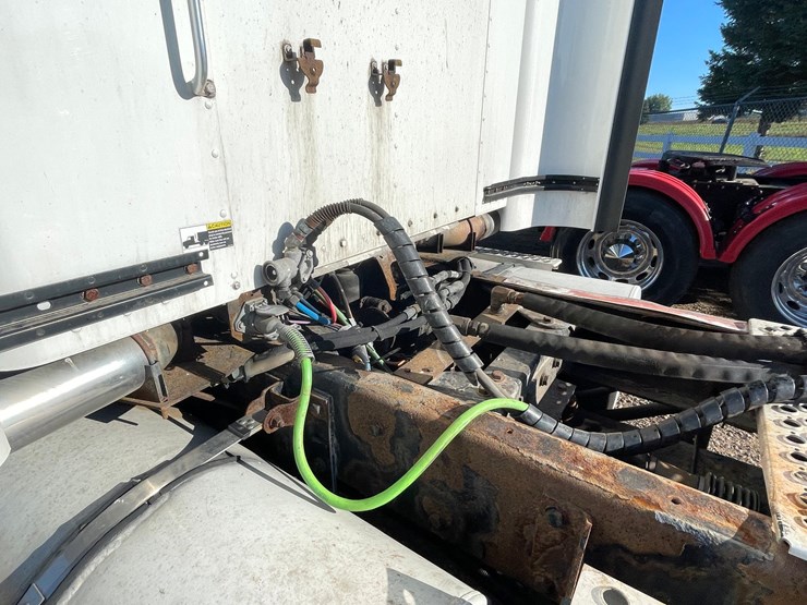 2006-kenworth-t800b-image-25
