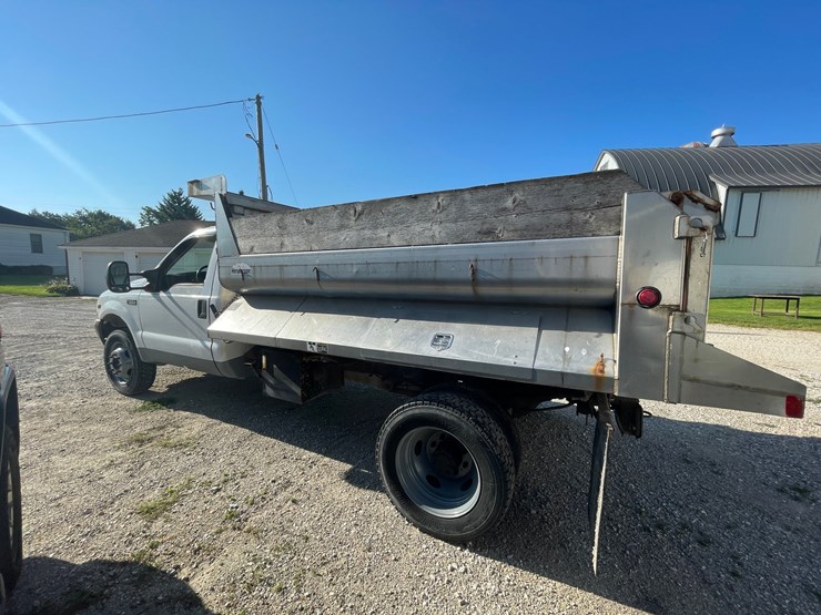 2002-ford-f550-xl-image-8