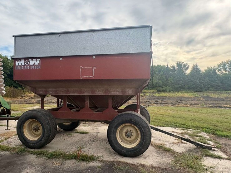 m&w-little-red-wagon-image-4