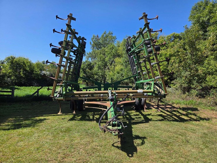 john-deere-2210-image-22