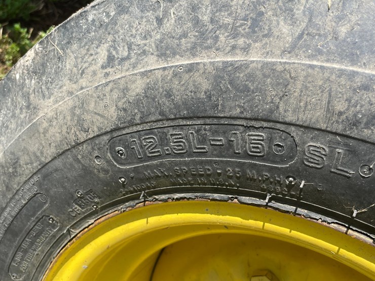 john-deere-1075-image-25