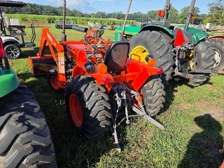 kubota-b8200-image-4