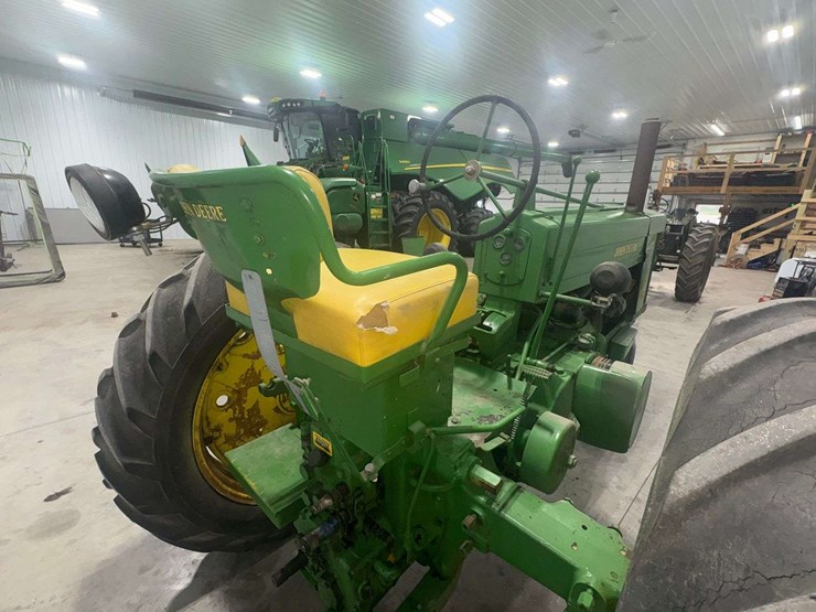 1955-john-deere-60-image-22